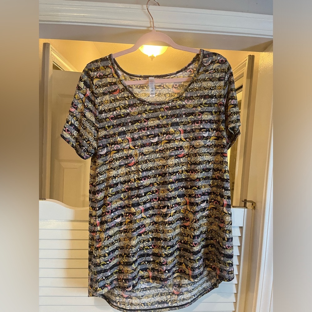 Lularoe Classic Tees - Picture 2 of 3